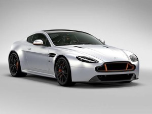 Get your Aston Martin V8 Vantage Blades Edition before it’s too late